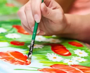 چگونه با رنگ اکریلیک یک نقاشی واقعی بسازیم؟