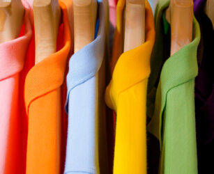 راهنمای نهایی برای انتخاب رنگ های مناسب برای لباس شما ، سبک شخصی خود را با اعتماد به نفس آزاد کنید