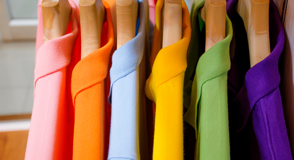 راهنمای نهایی برای انتخاب رنگ های مناسب برای لباس شما ، سبک شخصی خود را با اعتماد به نفس آزاد کنید
